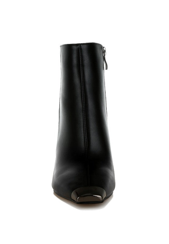 Minimalist Sleek Cap Toe Faux Leather Boots