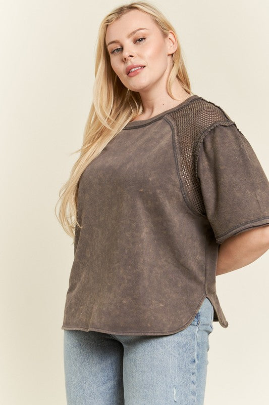 PLUS MINERAL WASHED SHORT SLEEVE FISHNET TOP