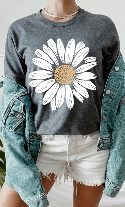 Daisy Graphic Tee